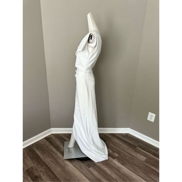 Chiara Boni La Petite Robe Xenia Asymmetric Column Gown - Picture 11 of 12